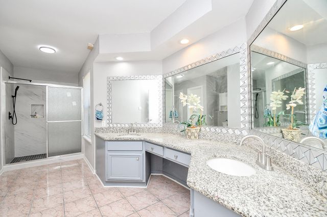 11414 Chariot Drive, Stafford, TX 77477