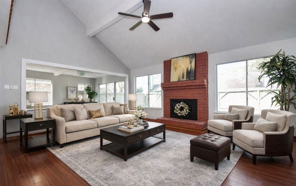 11414 Chariot Drive, Stafford, TX 77477