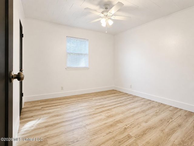 107 Elliott Place, Ocean Springs, MS 39564