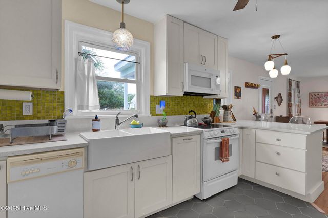 606 Ivey Circle, Wilmington, NC 28401