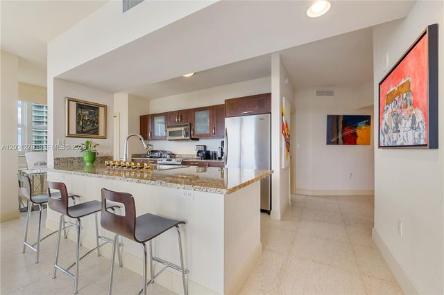 20000 E Country Club Drive 610, Aventura, FL 33180