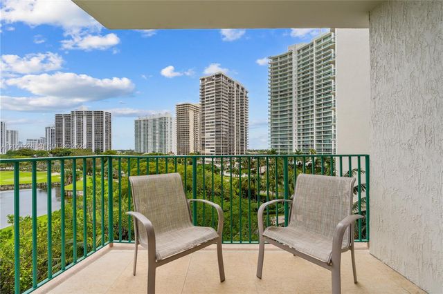 20000 E Country Club Drive 610, Aventura, FL 33180