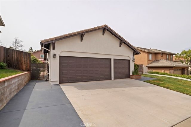 3324 Eagle Crest Dr, Corona, CA 92881