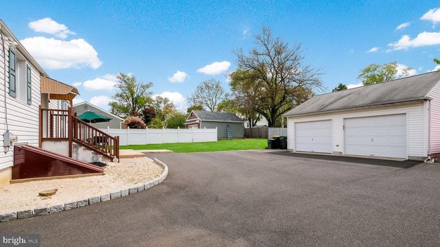 223 FITZWATERTOWN RD, Willow Grove, PA 19090