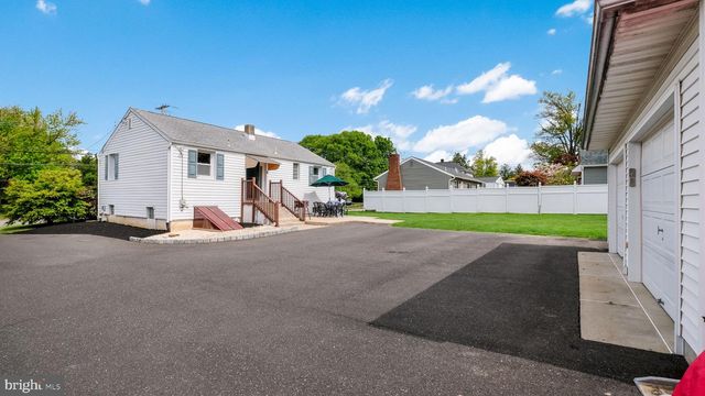 223 FITZWATERTOWN RD, Willow Grove, PA 19090
