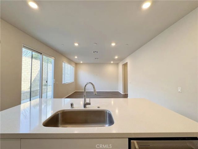 629 E Madeleine Privado, Ontario, CA 91761