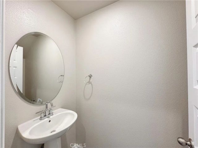 629 E Madeleine Privado, Ontario, CA 91761