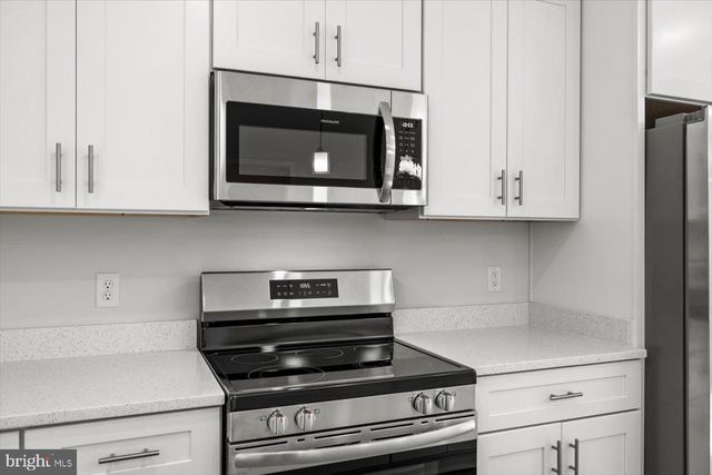 703 MATTOX AVE, Colonial Beach, VA 22443