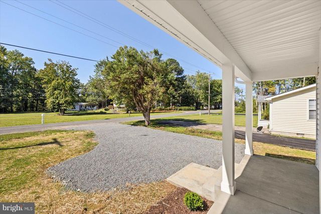 703 MATTOX AVE, Colonial Beach, VA 22443