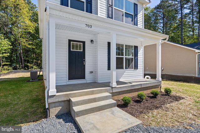 703 MATTOX AVE, Colonial Beach, VA 22443