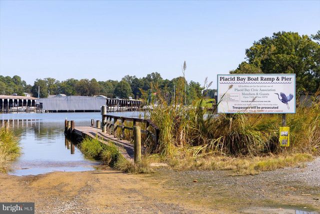 703 MATTOX AVE, Colonial Beach, VA 22443