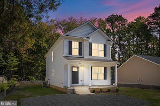 703 MATTOX AVE, Colonial Beach, VA 22443