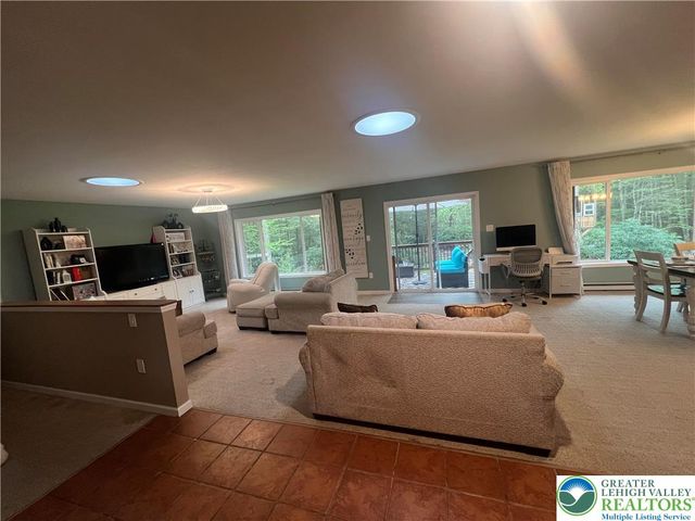 199 Lower Valley Drive, Polk Twp, PA 18058
