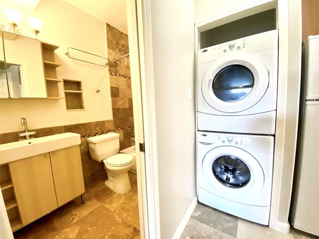 2025 Augusta Drive 1003, Houston, TX 77057