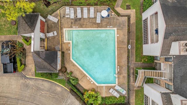 2025 Augusta Drive 1003, Houston, TX 77057