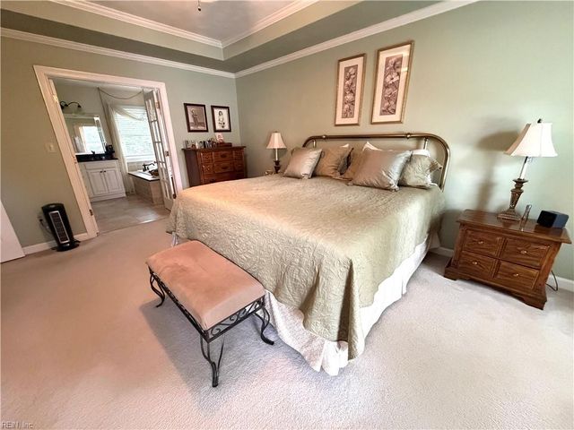 810 Hedgerow CT, Chesapeake, VA 23322