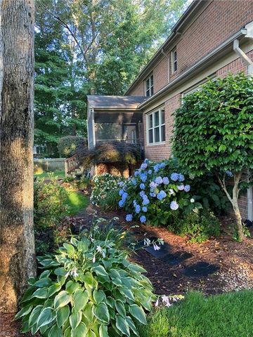 810 Hedgerow CT, Chesapeake, VA 23322