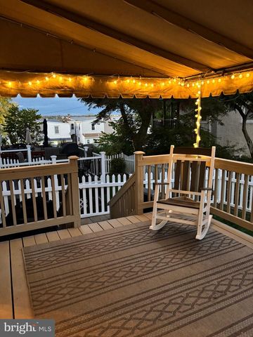 709 GREEN ST, Bridgeport, PA 19405