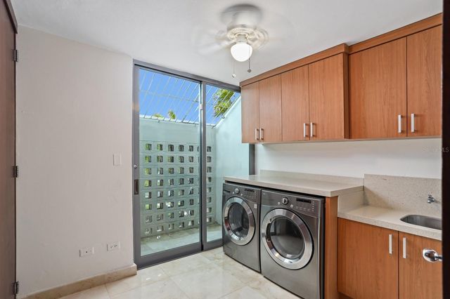 K-8 TERRACE ST., GARDEN HILLS, Guaynabo, PR 00966