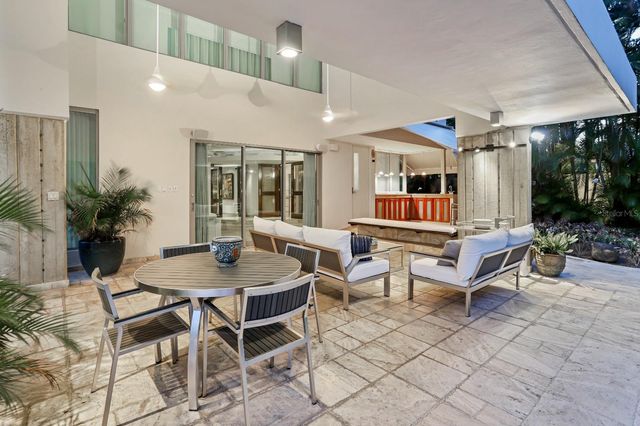 K-8 TERRACE ST., GARDEN HILLS, Guaynabo, PR 00966