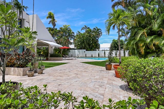 K-8 TERRACE ST., GARDEN HILLS, Guaynabo, PR 00966