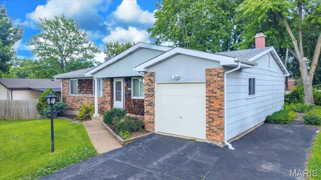 1840 Teakwood Manor Drive, St Louis, MO 63031