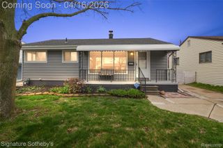 842 Schuman Street, Garden City, MI 48135