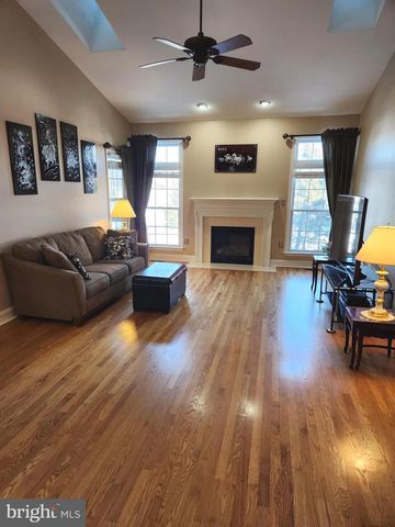 1715 REVERE DRIVE, Mechanicsburg, PA 17050