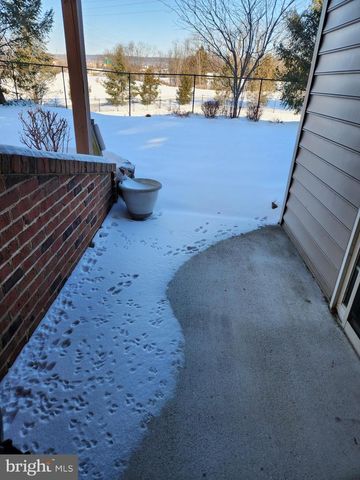 1715 REVERE DRIVE, Mechanicsburg, PA 17050