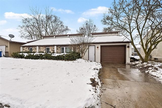 4777 Flying Eagle Drive, Kentwood, MI 49548