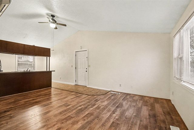 4777 Flying Eagle Drive, Kentwood, MI 49548