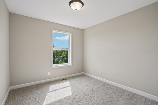 849 Walnut Grove Lane, Hanover, MN 55341