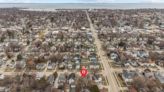 709 FRANKLIN STREET, Oshkosh, WI 54901