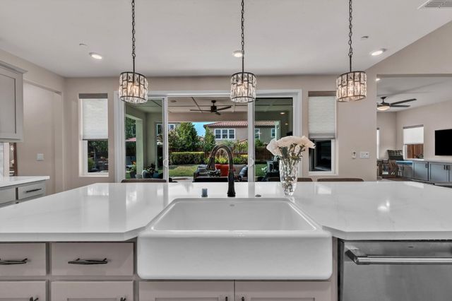 4687 Stone Ranch Dr, Folsom, CA 95630