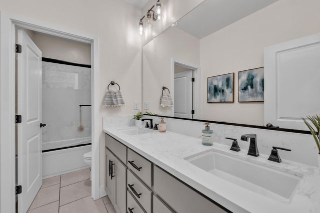 4687 Stone Ranch Dr, Folsom, CA 95630