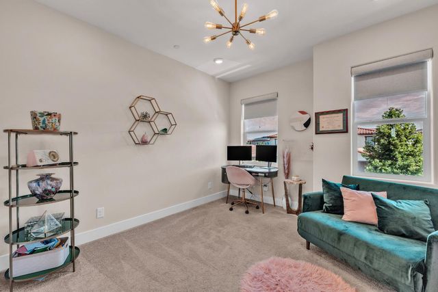 4687 Stone Ranch Dr, Folsom, CA 95630