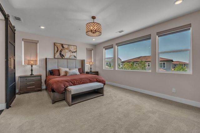 4687 Stone Ranch Dr, Folsom, CA 95630