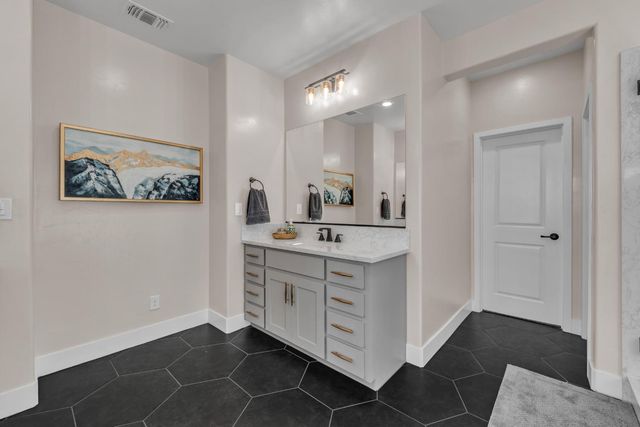 4687 Stone Ranch Dr, Folsom, CA 95630
