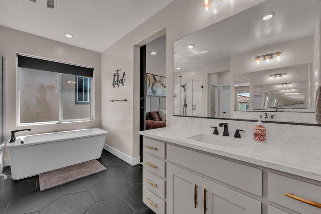 4687 Stone Ranch Dr, Folsom, CA 95630