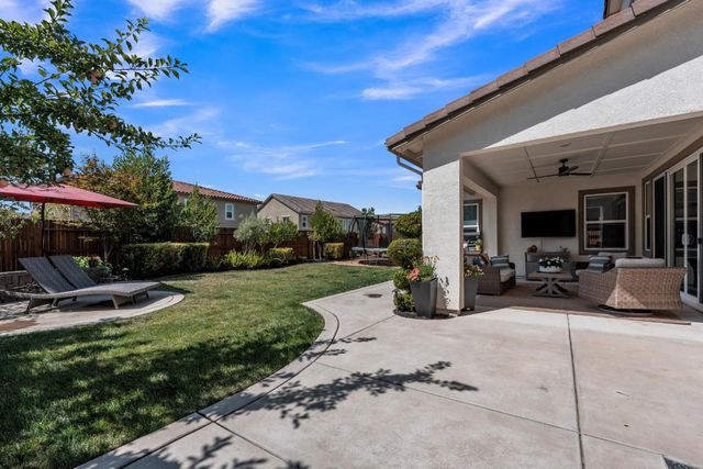4687 Stone Ranch Dr, Folsom, CA 95630