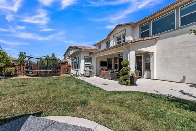 4687 Stone Ranch Dr, Folsom, CA 95630