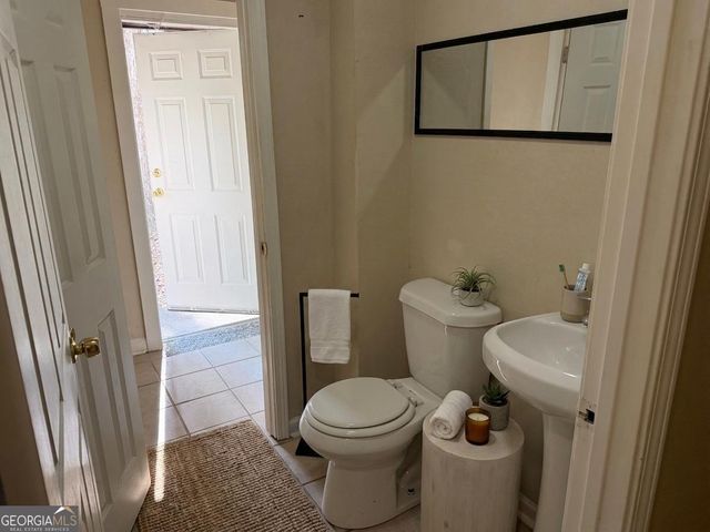 1345 Labelle Street, Jonesboro, GA 30238