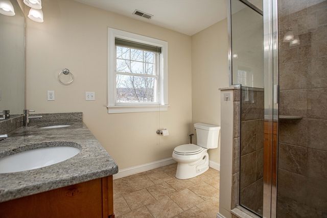 8 Summer Hill Circle 8, Arlington, MA 02474