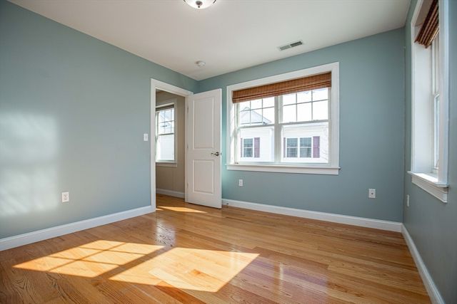 8 Summer Hill Circle 8, Arlington, MA 02474