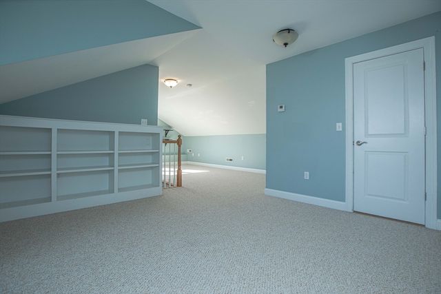 8 Summer Hill Circle 8, Arlington, MA 02474