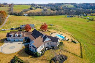 132 Old Lane Rd, Shelbyville, TN 37160