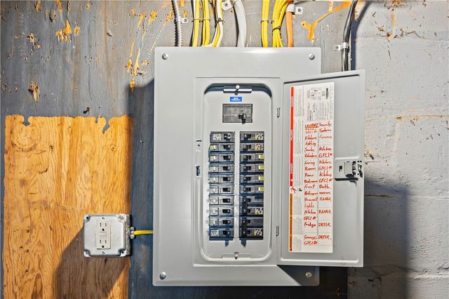 706 West Broad Street, Rochester, NY 14608