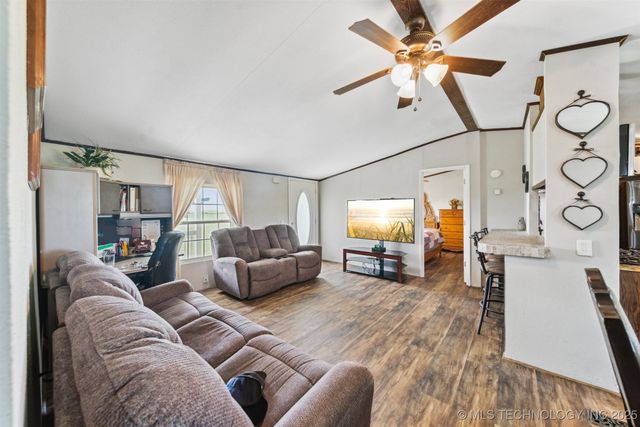 9348 W 620 Road, Inola, OK 74036