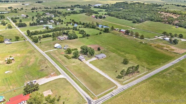 9348 W 620 Road, Inola, OK 74036