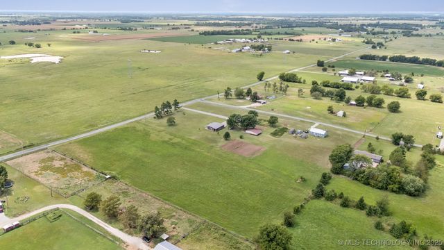 9348 W 620 Road, Inola, OK 74036